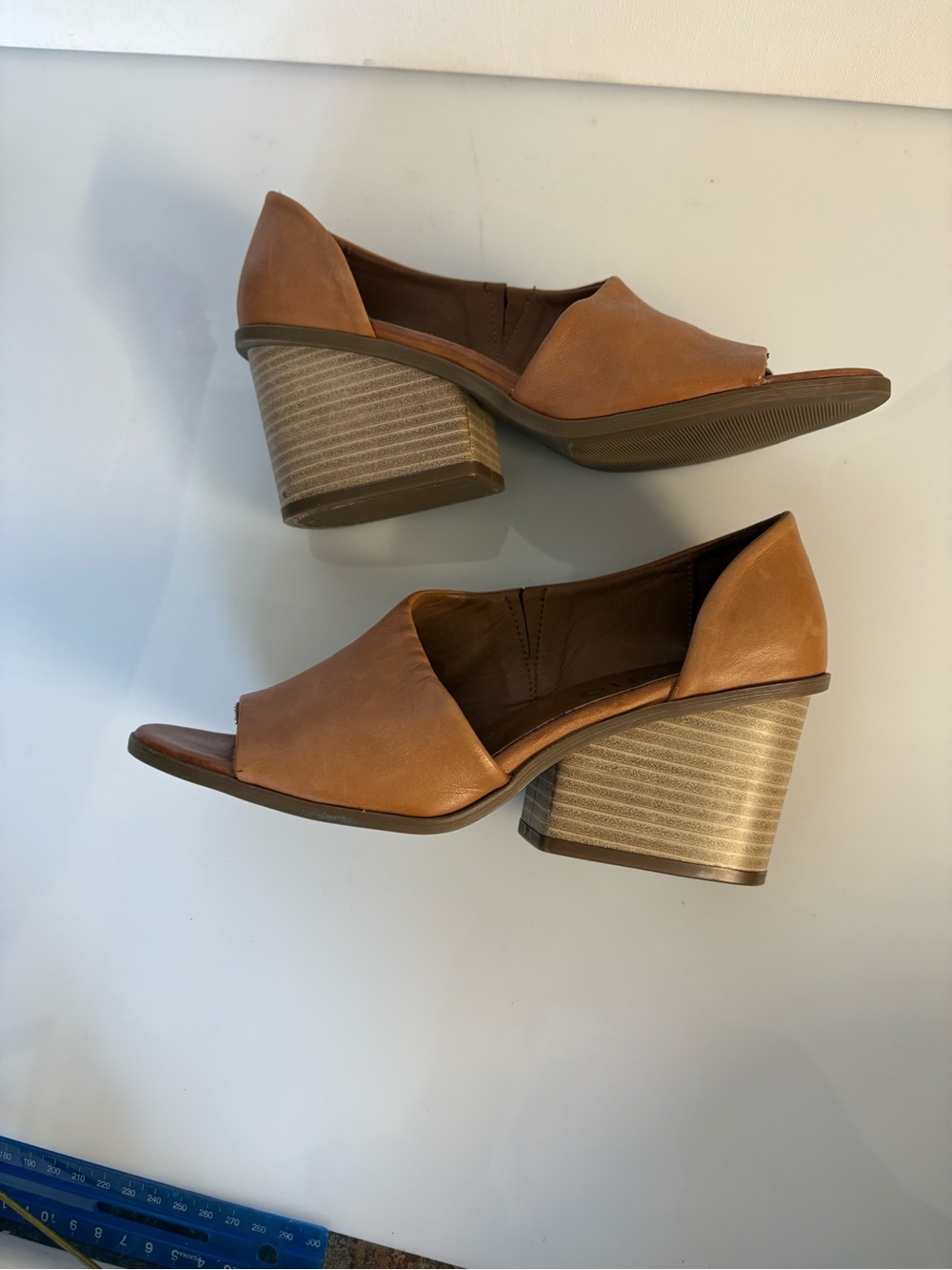 Bueno Tan Open-Toe Mid Block Heel Sandals